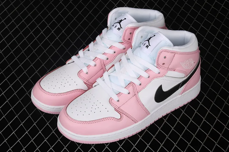 All categories Air Jordan Jordan series basketball shoes Air Jordan 1 Mid Air Jordan 1 Mid SE AJ1 Joe 1 white pink black hook Zhongbang basketball shoes BQ6472-500